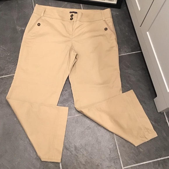 NY & CO Wide Leg Flare Stretch Cotton Tan Khaki Pant SZ 18P - Picture 14 of 14